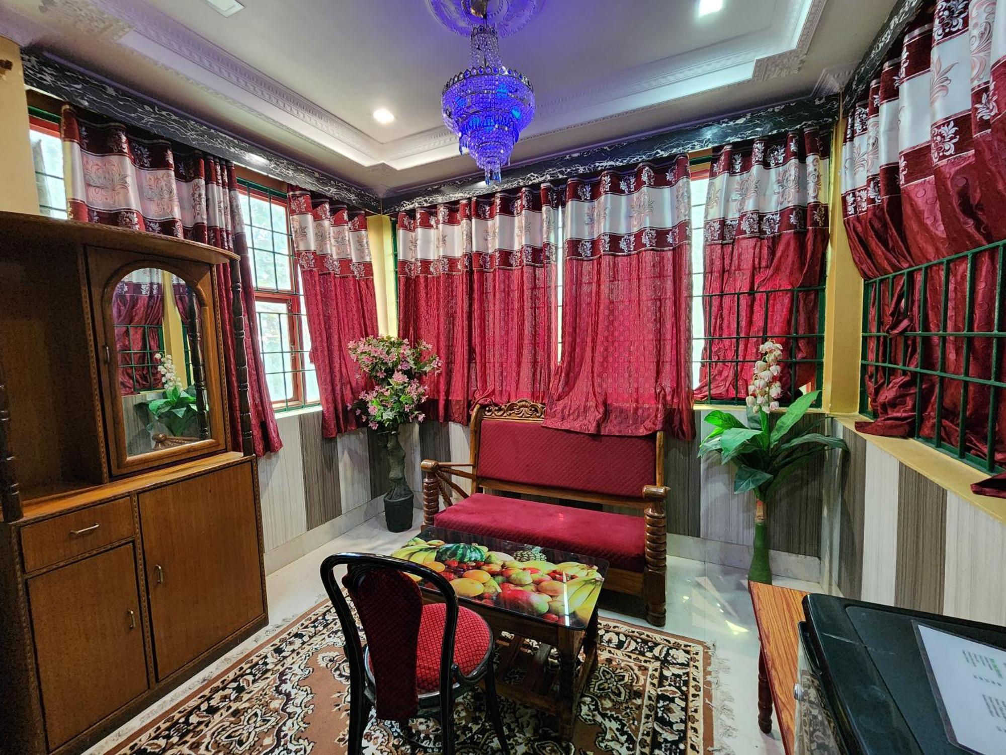 Hotel Shri Durga Baripada Esterno foto